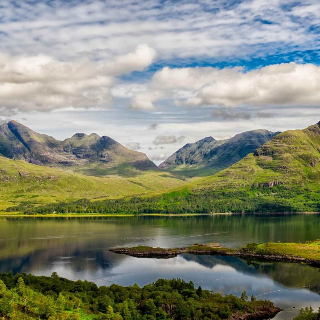 scotland-upper-loch-torridon-highlands