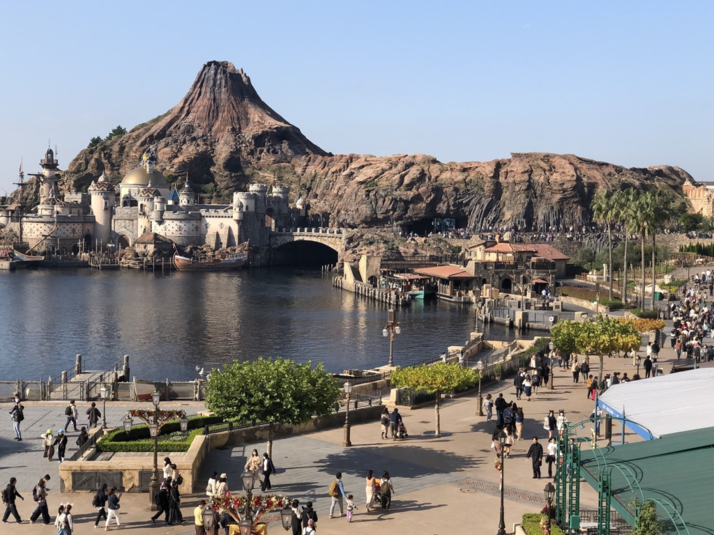 Khám Phá Các Khu Vực Tại DisneySea
